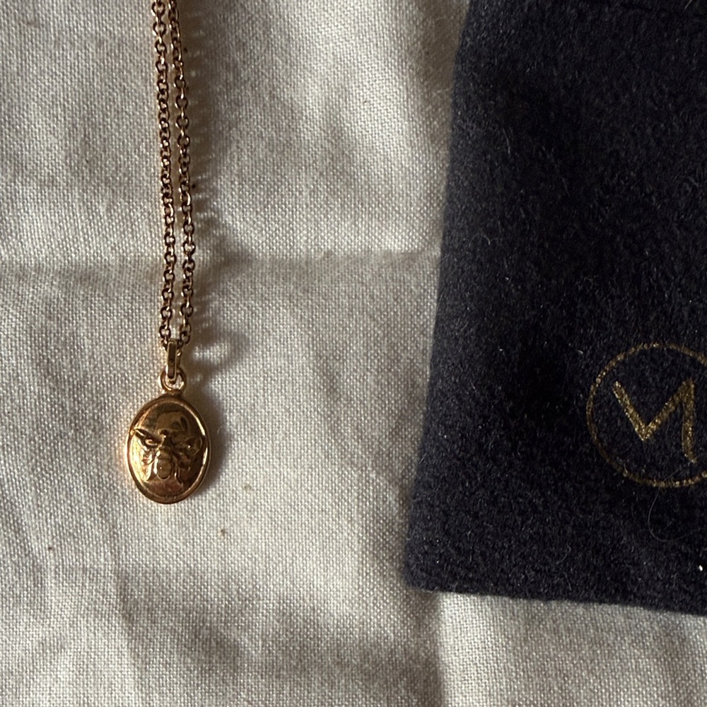Mejuri Gold Vermeil Honey Bee Pendant Necklace